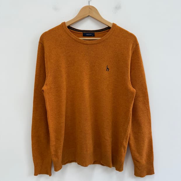 [100] 헤지스 라운드 니트 머스타드색 3731