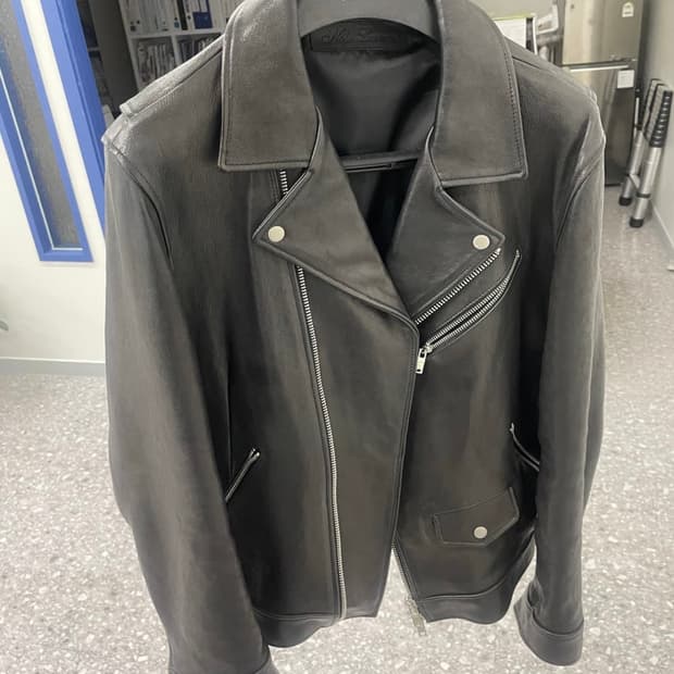 느와르 라르메스 램스킨 더블러이더 자켓(50)