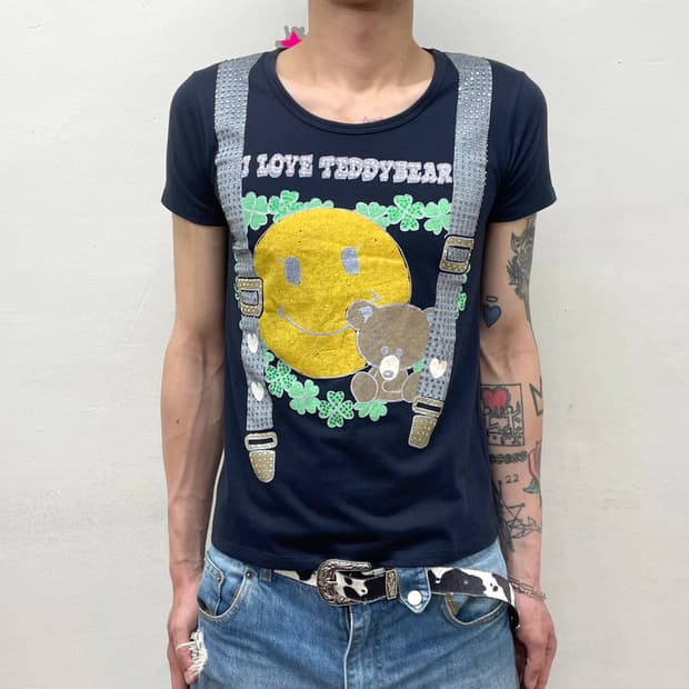 Smile Bear Suspender Cubic T-shirt