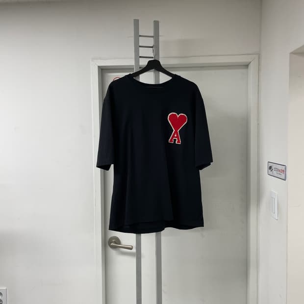 AMI 아미 블랙 반팔 티셔츠 XL