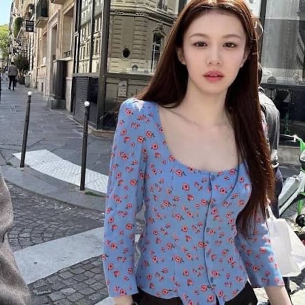 리포메이션 jorja top 고윤정 탑