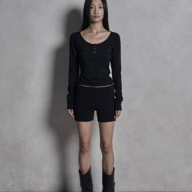 Bohemseo basic round button long sleeveT