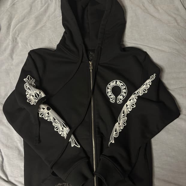 크롬하츠 홀스슈 플로랄 플리스 후드집업 판매합니다