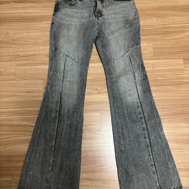 [Ojos] crack washed denim pants /grey