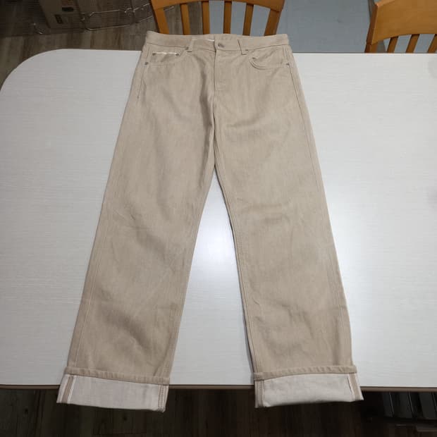 31 새상품 UNIFORM BRIDGE 셀비지 일자진 베이지 31-496