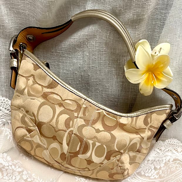 90s coach 시그니처 라떼 베이지 브라운 자카드 숄더백 핸드백