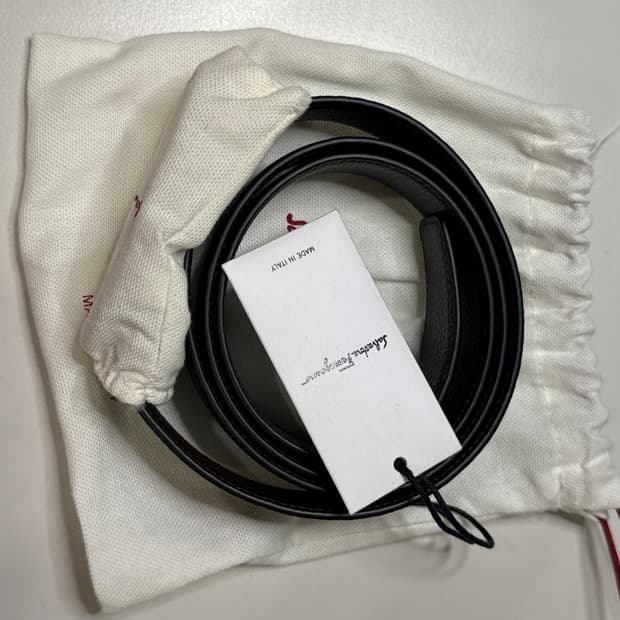 페레가모 벨트 팝니다