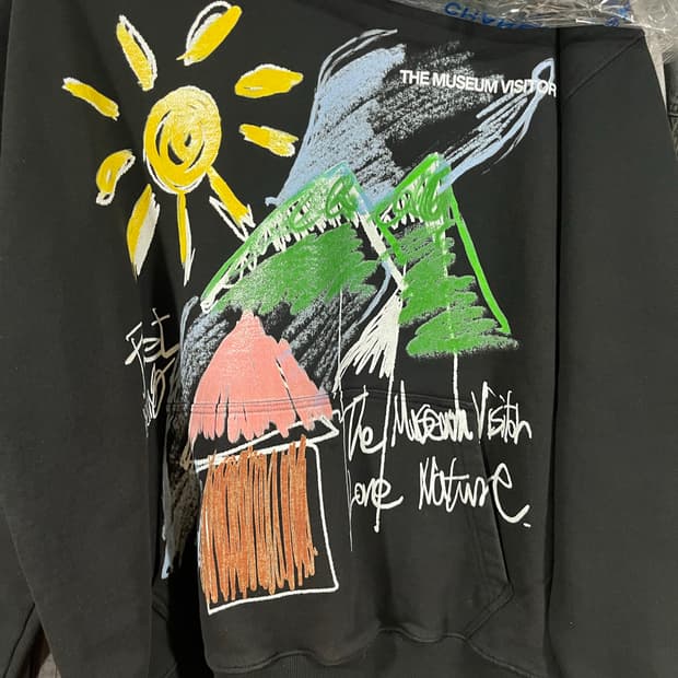 The Museum Visitor 프린팅 후드티 L