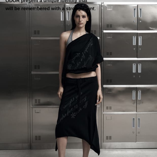 오도어 It girl tee skirt