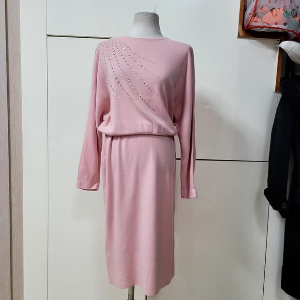 크리스챤디올 니트원피스