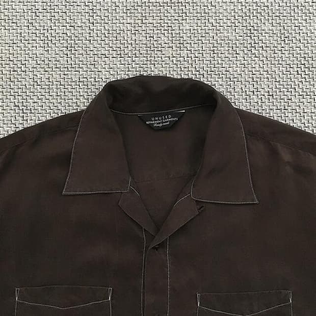 Silk 100% white stitch open-collar shirt