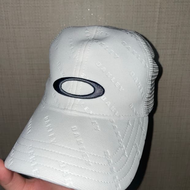 오클리 로고 캡 모자 