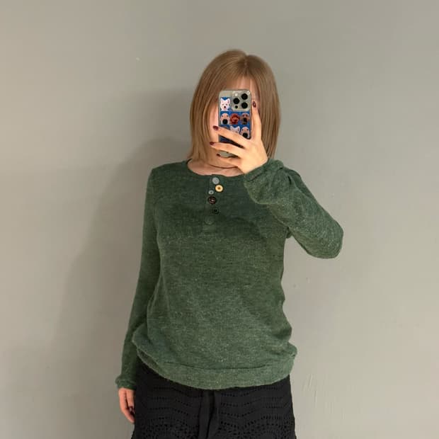 kawaii button detail knit sleeve