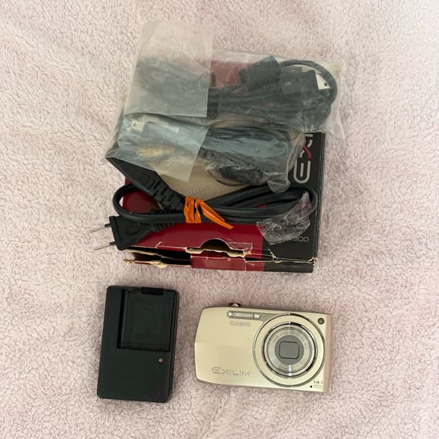 casio 카시오 엑슬림 z2300 exilim 디카 디지털카메라 골드