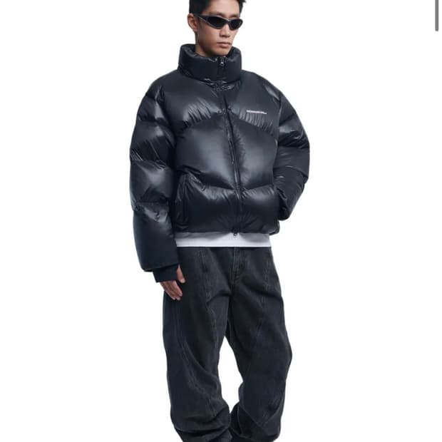 SKADI DUCK DOWN - GLOSSY BLACK (M)