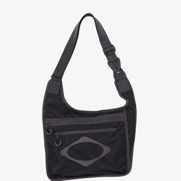 미스치프 크로스백 가방