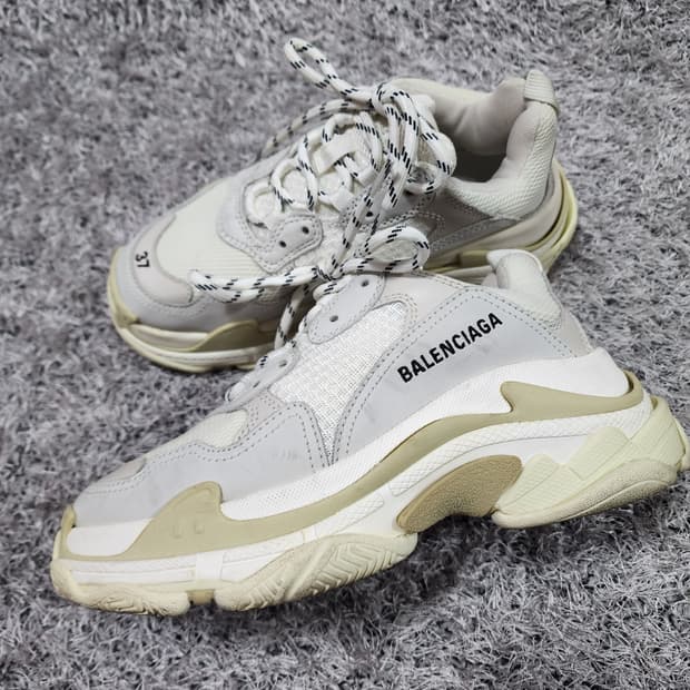 발렌시아가 트리플S 스니커즈 37