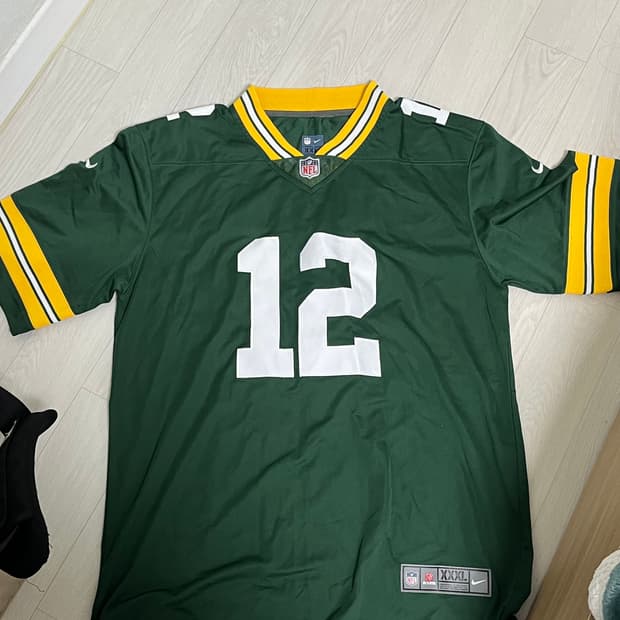나이키 그린베이 패커스 12번 저지입니다