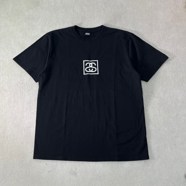 100 스투시 스퀘어드 블랙 반팔 티셔츠