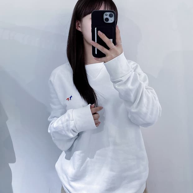메종키츠네 트라이컬러 폭스패치 맨투맨