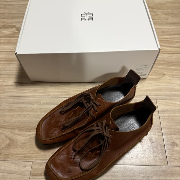 [2] 폴리테루 스티치드 왈라비 레더 딥 브라운