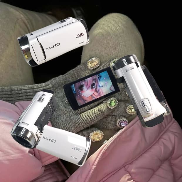 [카리나캠코더]JVC GZ-E265 화이트컬러 빈티지캠코더 
