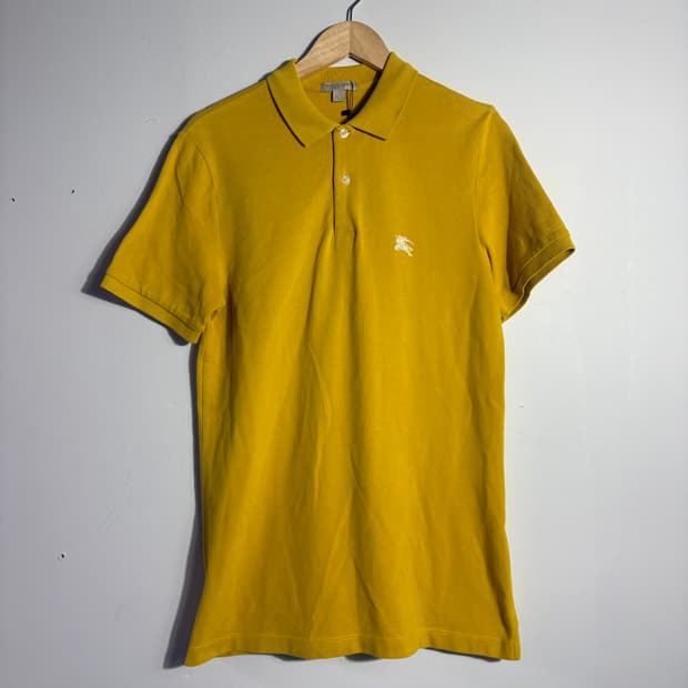 버버리 옐로우 반팔 카라티 (무료배송)