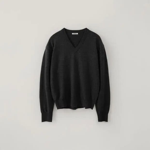블랭크룸 / 25SS  브이넥 니트(seasonal) 차콜 / 3