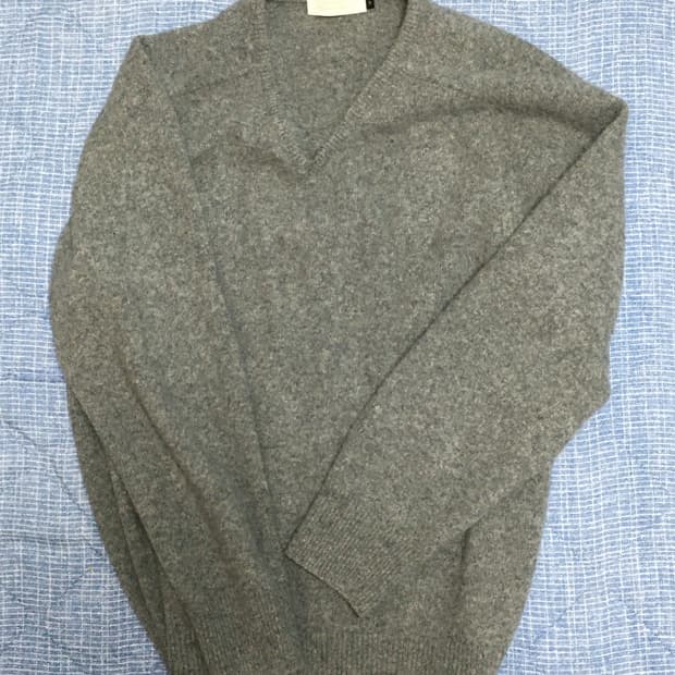 아모멘토 라쿤 브이넥 차콜 S