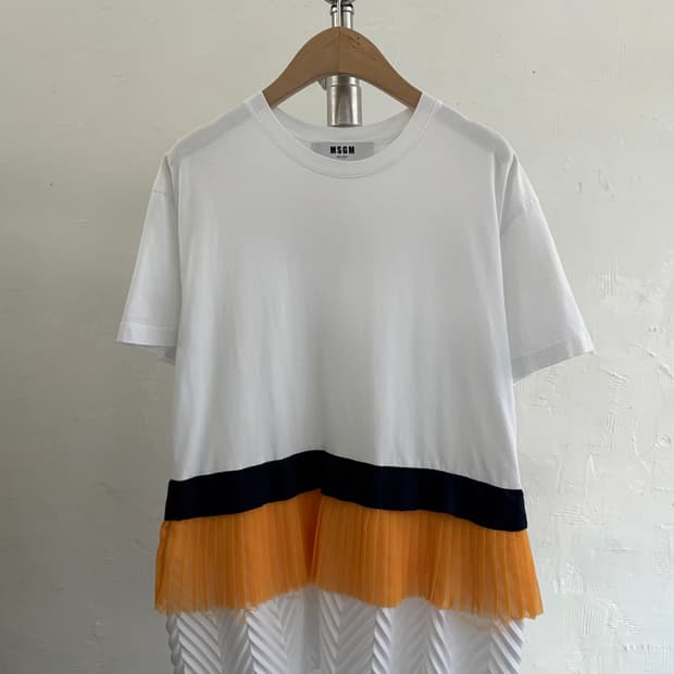 MSGM 엠에스지엠 화이트 플리츠 디테일 티셔츠