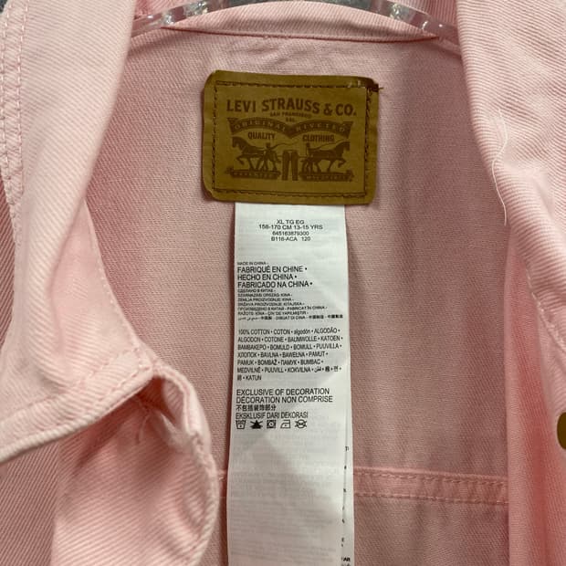 Levi's