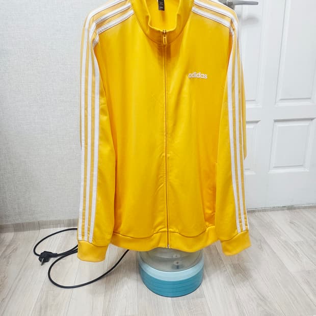 (105)XL ☆초대장급☆ 아디다스 에센셜 3S [옐로우] 트랙탑져지