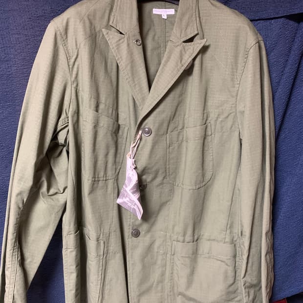 엔지니어드 가먼츠 베드포드 L