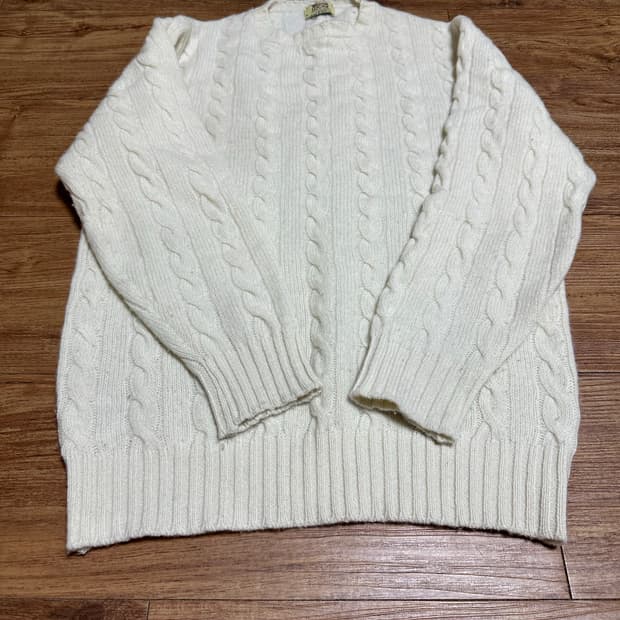 윌리엄로키 케이블 니트