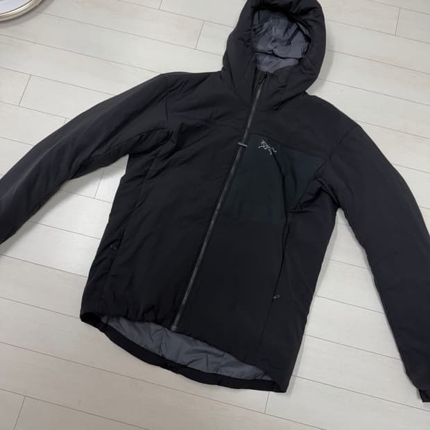 아크테릭스 프로톤 LT L 사이즈 블랙