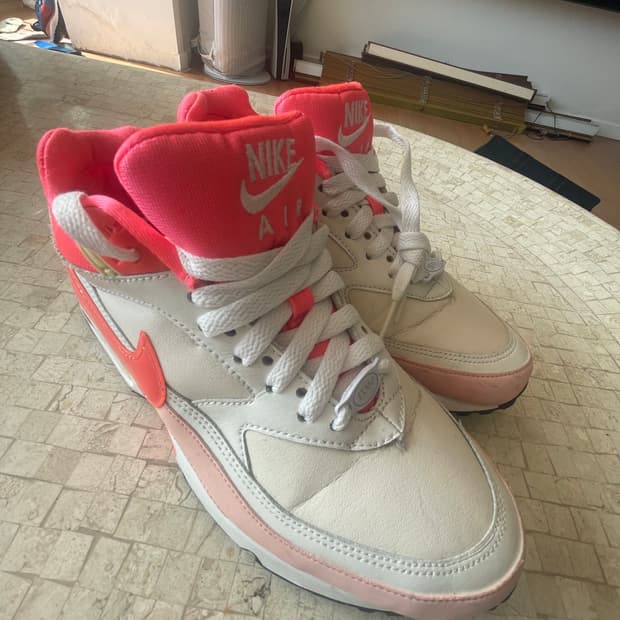 나이키 에어맥스 235mm