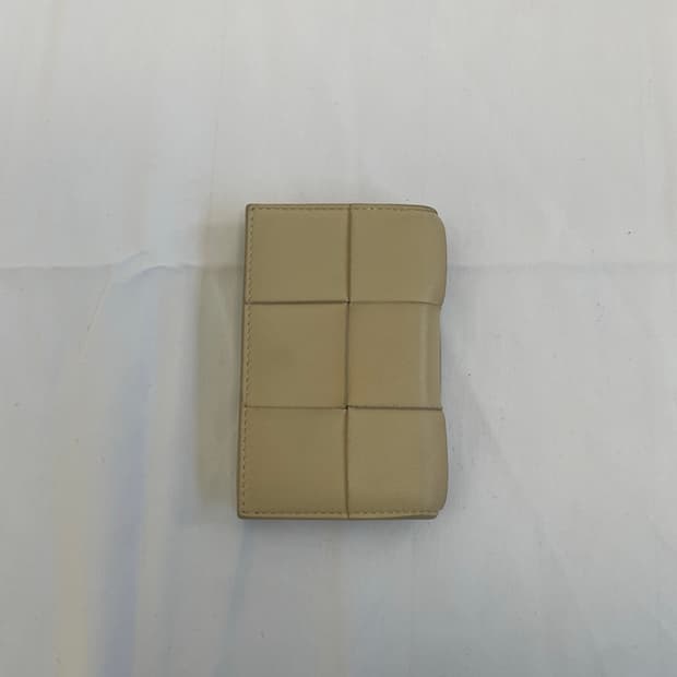 보테가베네타 카세트 플랩 중지갑 [os]