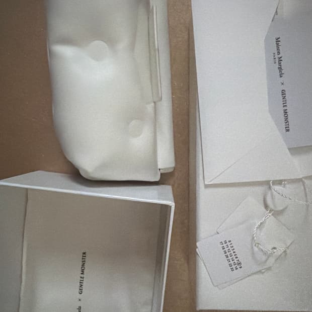 마르지엘라 젠틀몬스터 mm205-01