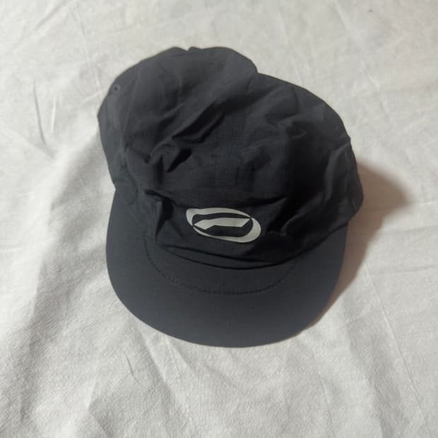 옵티미스틱 러너스 러닝캡