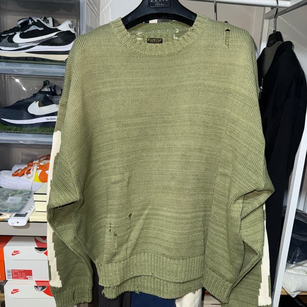 캐피탈 5G 코튼 본 크루넥 스웨터 카키