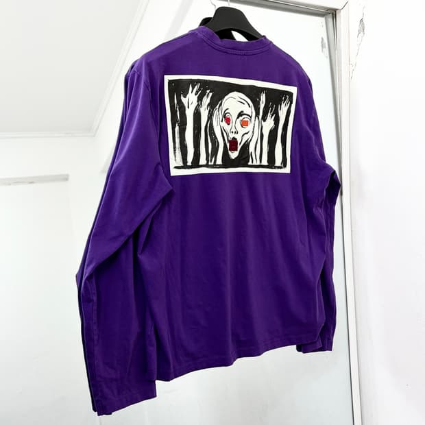 아크네 스튜디오 스크림 롱슬리브