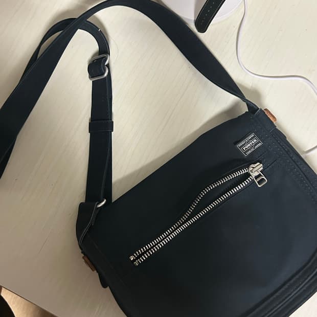 요시다 포터 크로스백