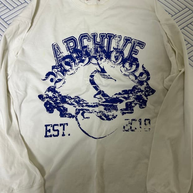 (M) etce 이티씨이 드래곤 롱슬리브 화이트