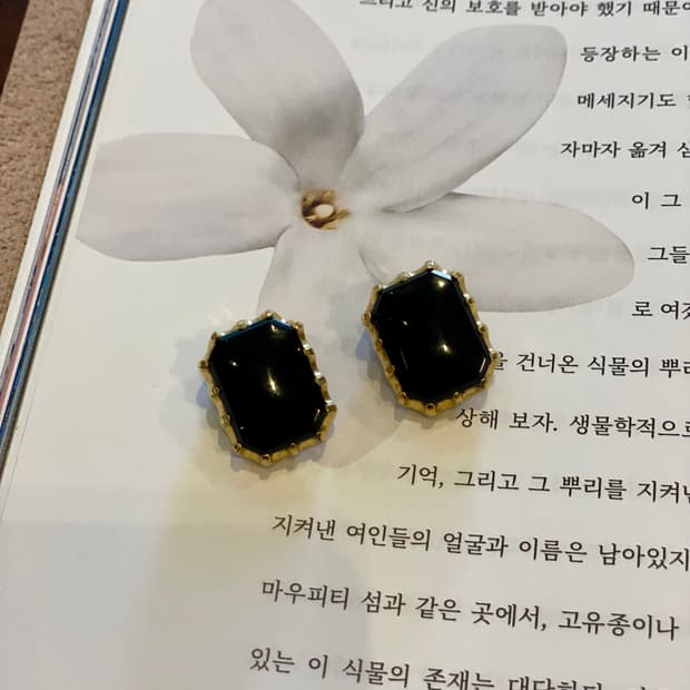 니나리치 nina ricci 블랙 앤틱 귀걸이 귀찌 클립