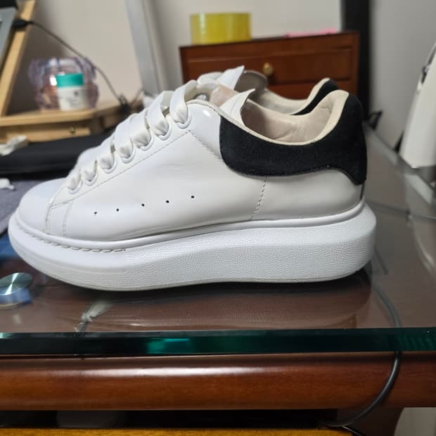 알렉산더 맥퀸 오버솔 스니커즈(정품)