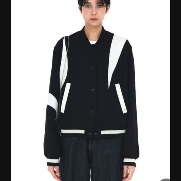 마뗑킴 바시티 1사이즈