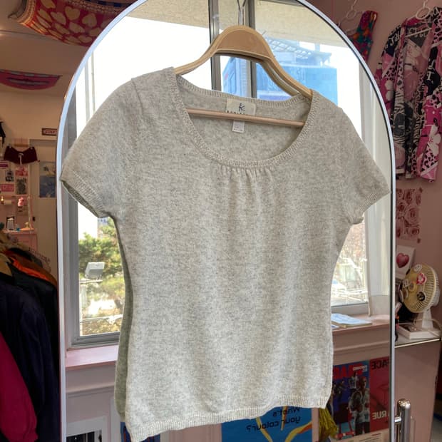 오트밀 라운드 반팔 니트