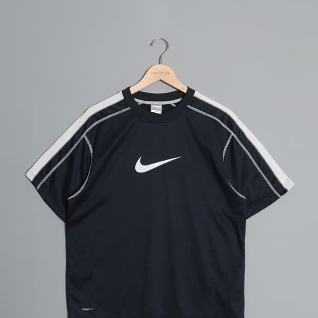 NIKE Poly Training T-Shirts