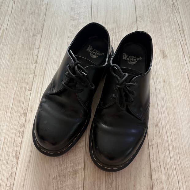 닥터마틴 1461 3홀 ws 스무스 270