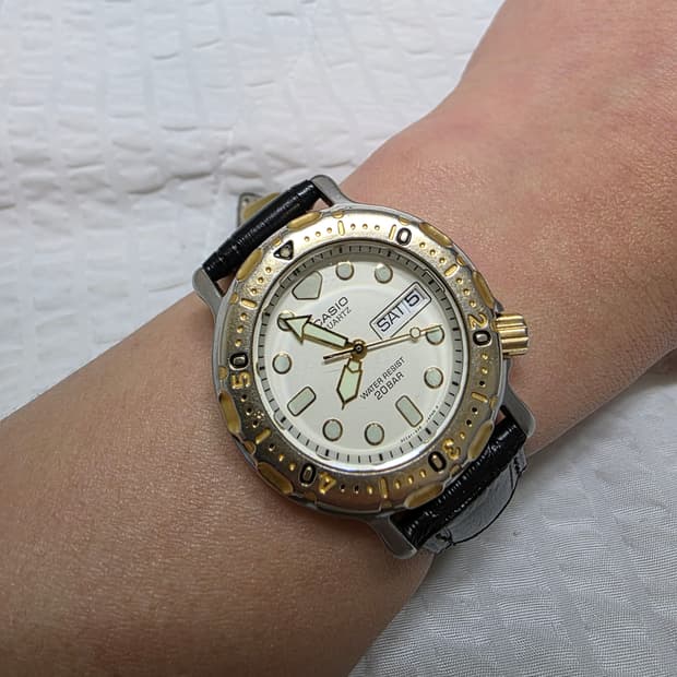 카시오 90년대 빈티지 다이버 워치 쿼츠 시계 casio